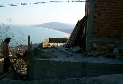 Building a house in Balchik