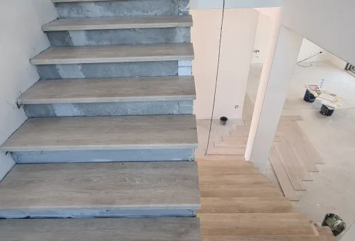 Двуетажна къща с паркомясто – с. Тополи, Варна