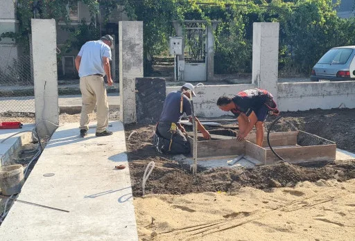 Двуетажна къща с паркомясто – с. Тополи, Варна