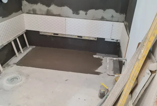 Двуетажна къща с паркомясто – с. Тополи, Варна