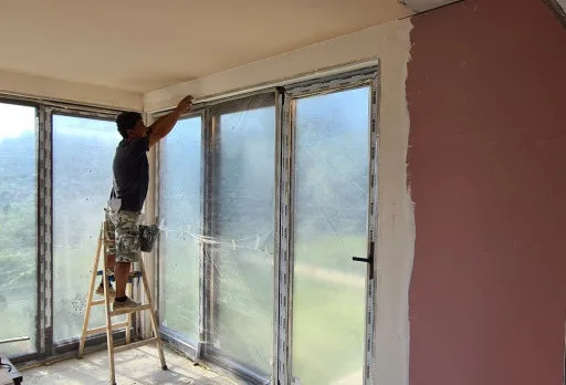 Bau- und Reparaturarbeiten an einem Haus in der Nähe von Varna