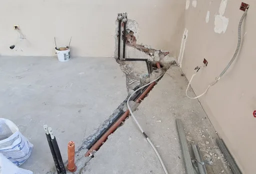 Bau- und Reparaturarbeiten an einem Haus in der Nähe von Varna