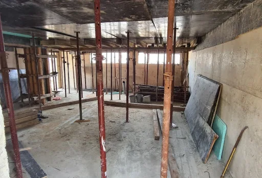 Класическа къща с покрив от керемиди – Рогачево 