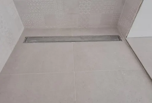 Двуетажна къща с паркомясто – с. Тополи, Варна