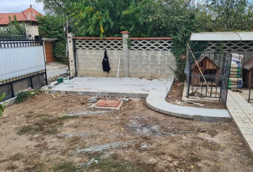 Bau- und Reparaturarbeiten an einem Haus in der Nähe von Varna