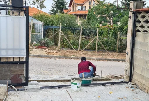 Bau- und Reparaturarbeiten an einem Haus in der Nähe von Varna