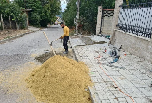 Bau- und Reparaturarbeiten an einem Haus in der Nähe von Varna