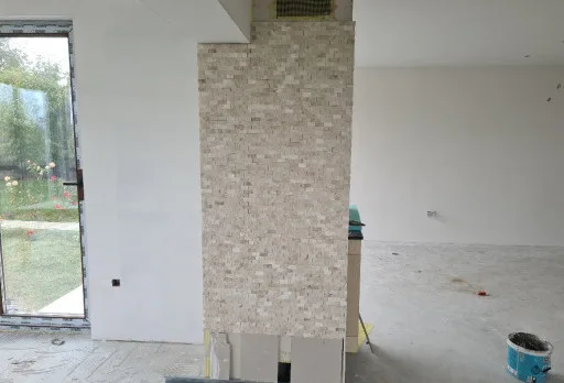 Bau- und Reparaturarbeiten an einem Haus in der Nähe von Varna