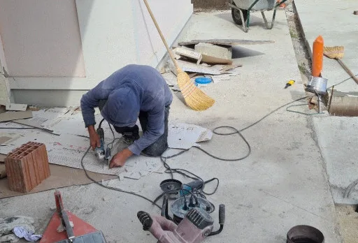 Двуетажна къща с паркомясто – с. Тополи, Варна