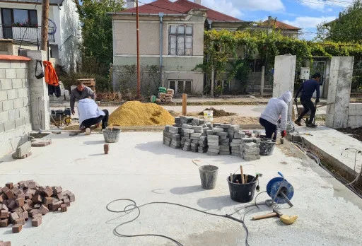 Двуетажна къща с паркомясто – с. Тополи, Варна