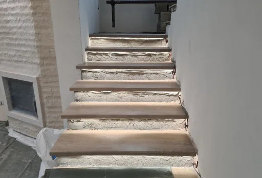 Двуетажна къща с паркомясто – с. Тополи, Варна