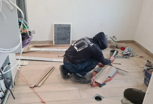 Двуетажна къща с паркомясто – с. Тополи, Варна