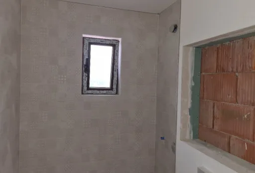 Двуетажна къща с паркомясто – с. Тополи, Варна