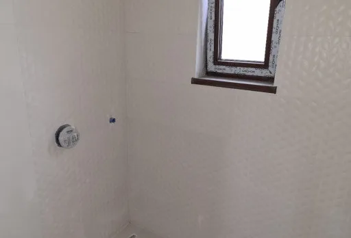 Двуетажна къща с паркомясто – с. Тополи, Варна