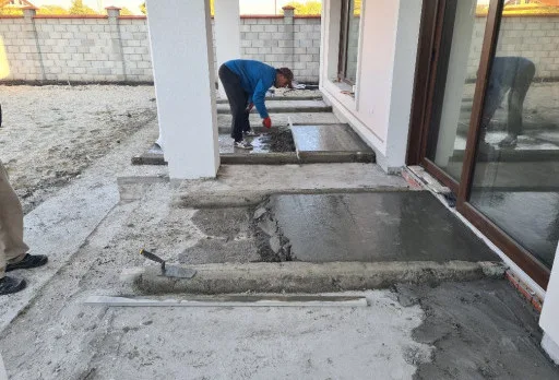 Двуетажна къща с паркомясто – с. Тополи, Варна