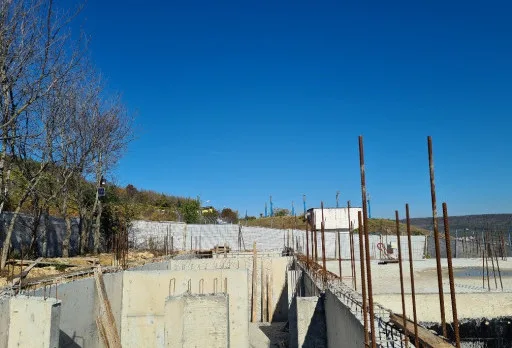 Класическа къща с покрив от керемиди – Рогачево 