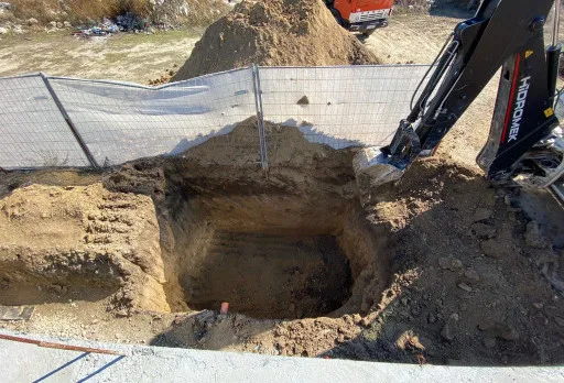 Класическа къща с покрив от керемиди – Рогачево 