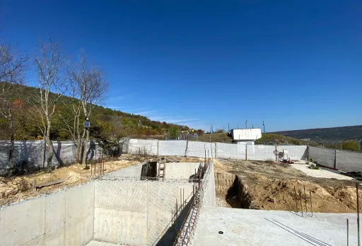 Класическа къща с покрив от керемиди – Рогачево 