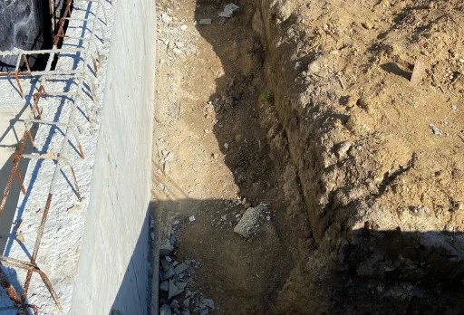 Класическа къща с покрив от керемиди – Рогачево 