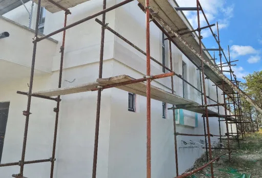 Модерна вила с плосък покрив в Балчик