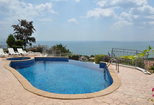 Building a house in Balchik