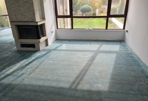 Bau- und Reparaturarbeiten an einem Haus in der Nähe von Varna