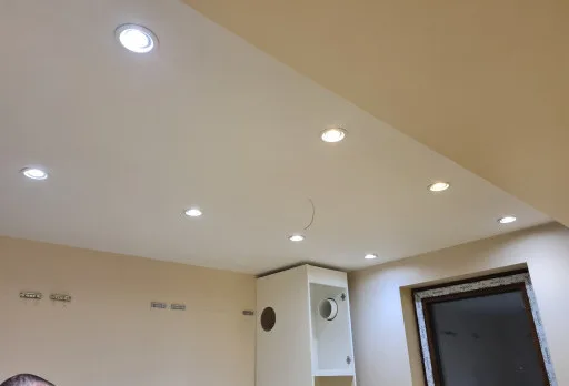 Двуетажна къща с паркомясто – с. Тополи, Варна