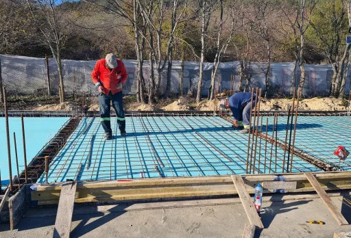 Класическа къща с покрив от керемиди – Рогачево 