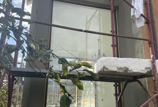 Bau- und Reparaturarbeiten an einem Haus in der Nähe von Varna