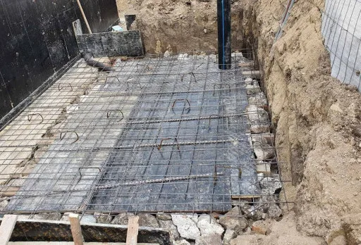 Класическа къща с покрив от керемиди – Рогачево 