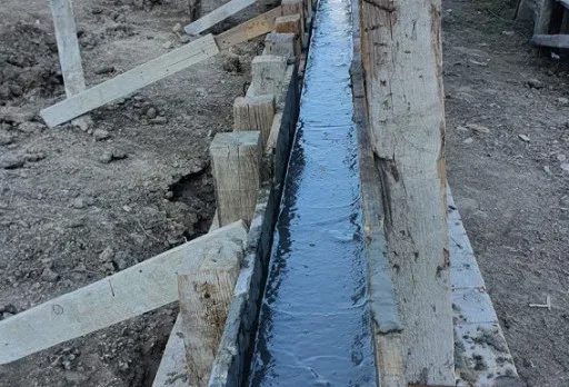 Класическа къща с покрив от керемиди – Рогачево 