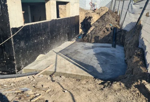 Класическа къща с покрив от керемиди – Рогачево 