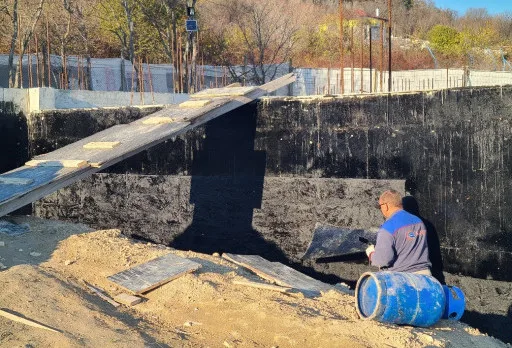 Класическа къща с покрив от керемиди – Рогачево 