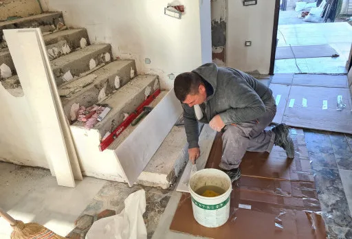 Bau- und Reparaturarbeiten an einem Haus in der Nähe von Varna
