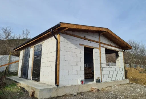 Класическа къща с покрив от керемиди – Рогачево 