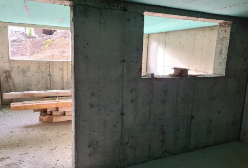 Класическа къща с покрив от керемиди – Рогачево 