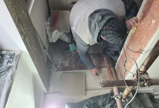 Bau- und Reparaturarbeiten an einem Haus in der Nähe von Varna