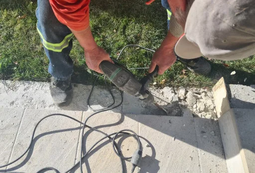 Строително-ремонтни работи по изработка и полагане на бетонни улеи до Балчик