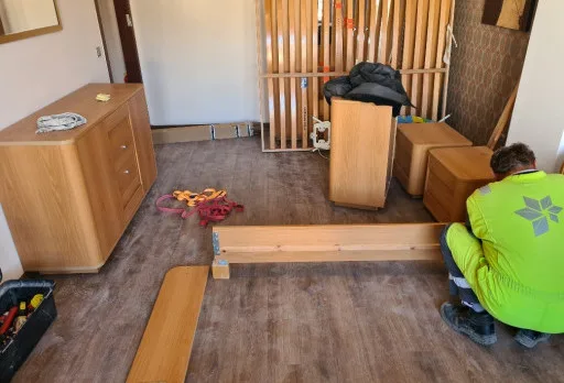 Verlegung von Laminatfußböden in Golden Sands