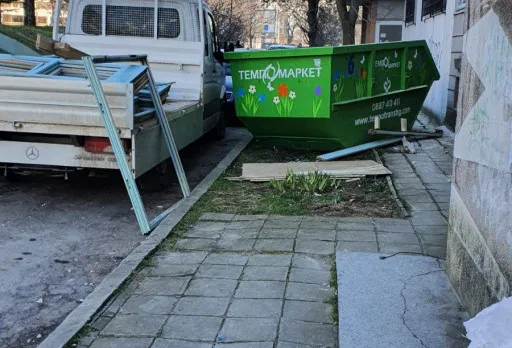 Bau- und Reparaturarbeiten in einer Wohnung in Varna