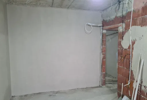 Модерна вила с плосък покрив в Балчик