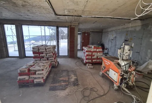 Модерна вила с плосък покрив в Балчик