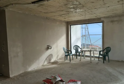 Модерна вила с плосък покрив в Балчик