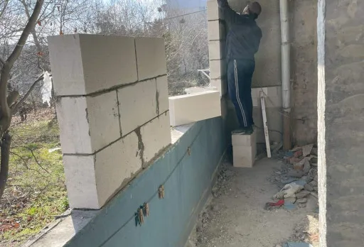 Bau- und Reparaturarbeiten in einer Wohnung in Varna