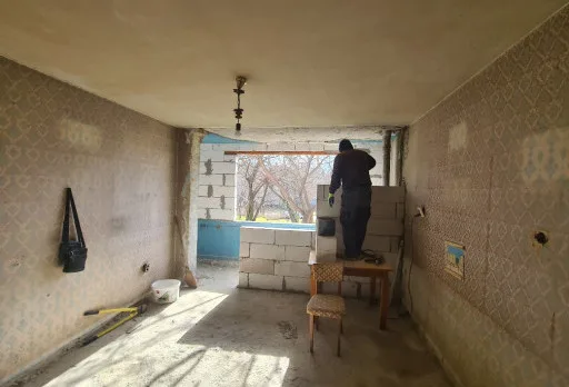 Bau- und Reparaturarbeiten in einer Wohnung in Varna