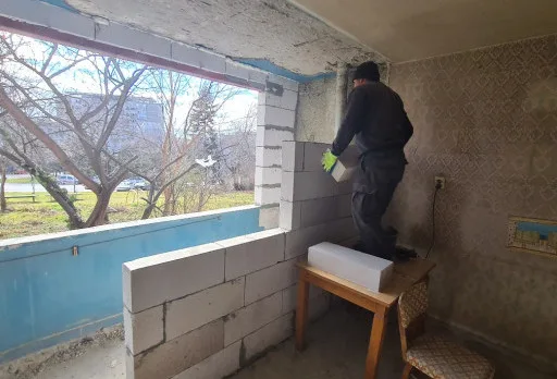 Bau- und Reparaturarbeiten in einer Wohnung in Varna