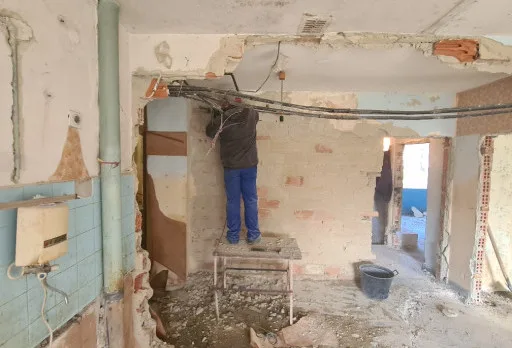 Bau- und Reparaturarbeiten in einer Wohnung in Varna