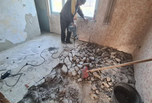Bau- und Reparaturarbeiten in einer Wohnung in Varna