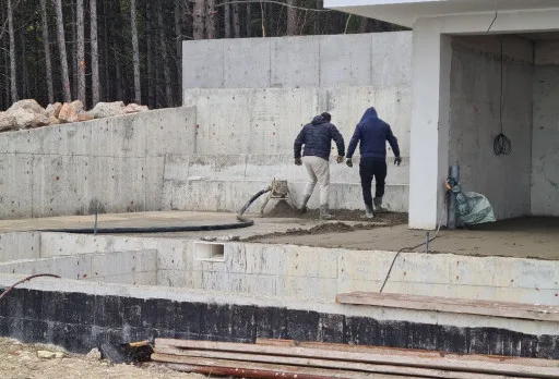 Модерна вила с плосък покрив в Балчик