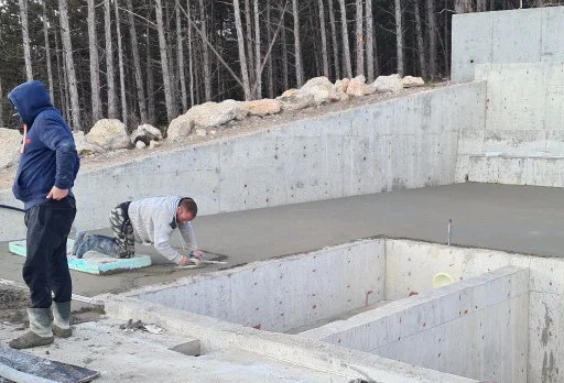 Модерна вила с плосък покрив в Балчик